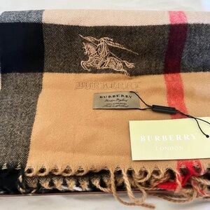 100% Cashmere Burberry Scarf